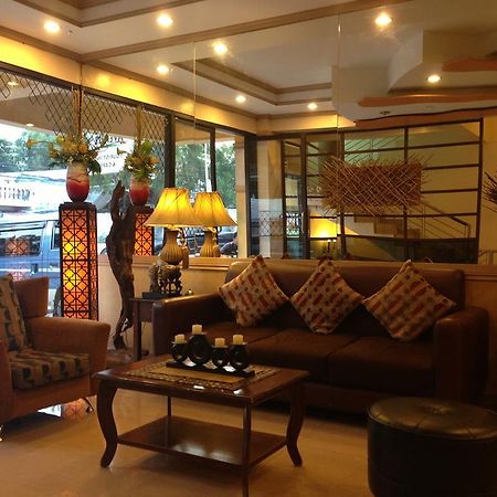 טאגבילראן סיטי Sun Avenue Tourist Inn & Cafe מראה חיצוני תמונה