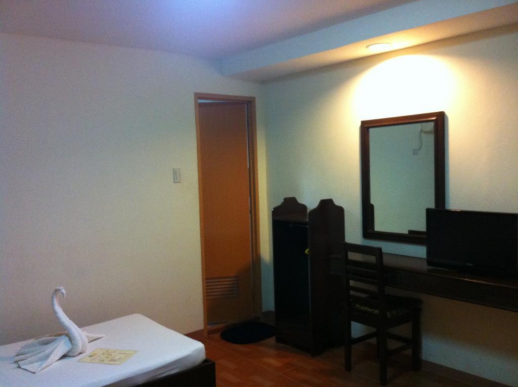 טאגבילראן סיטי Sun Avenue Tourist Inn & Cafe מראה חיצוני תמונה