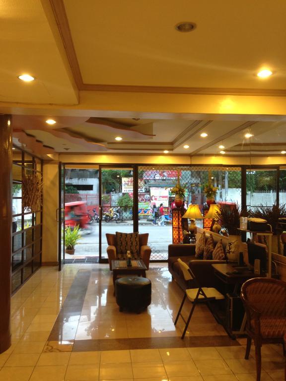 טאגבילראן סיטי Sun Avenue Tourist Inn & Cafe מראה חיצוני תמונה