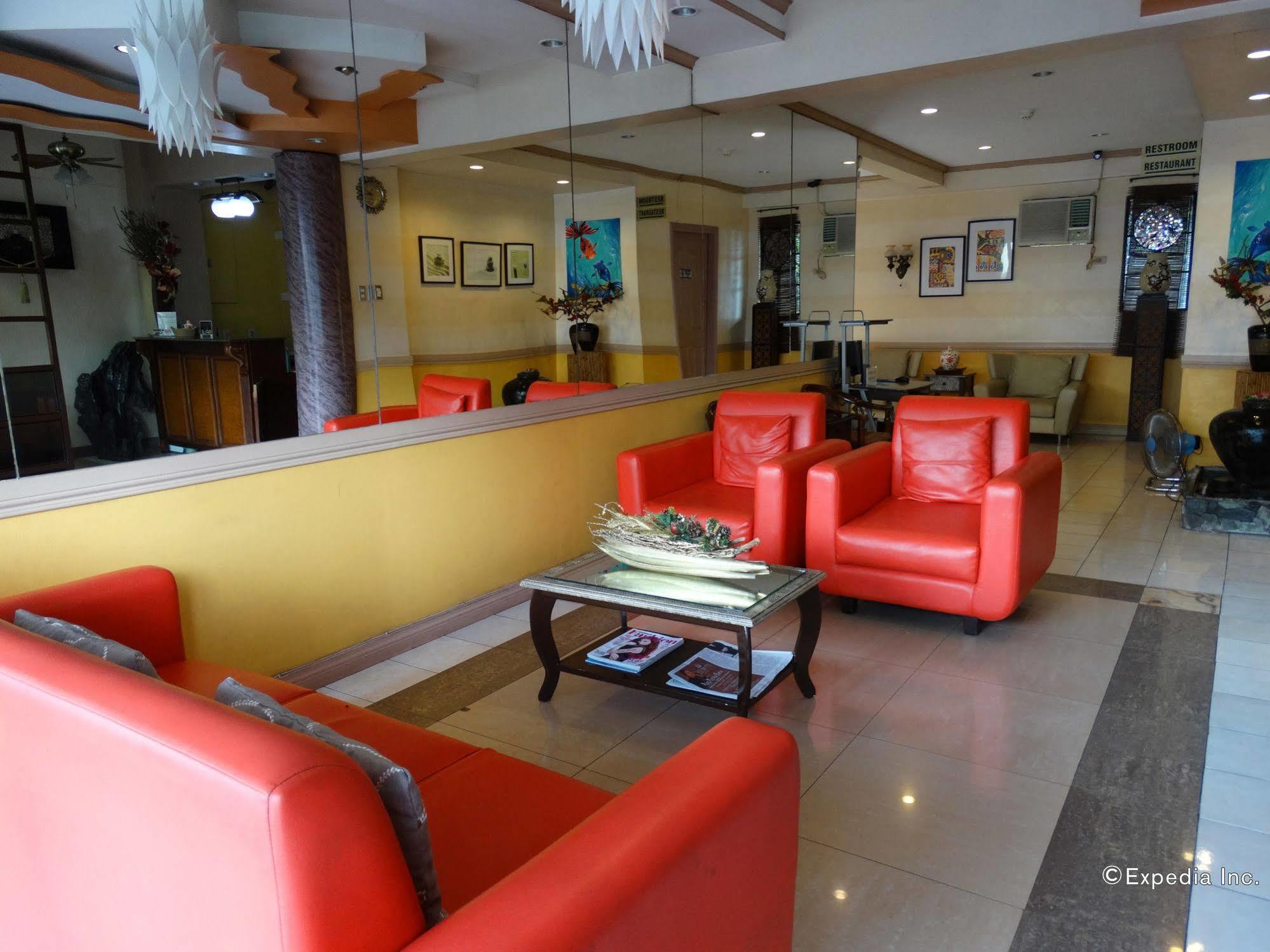 טאגבילראן סיטי Sun Avenue Tourist Inn & Cafe מראה חיצוני תמונה