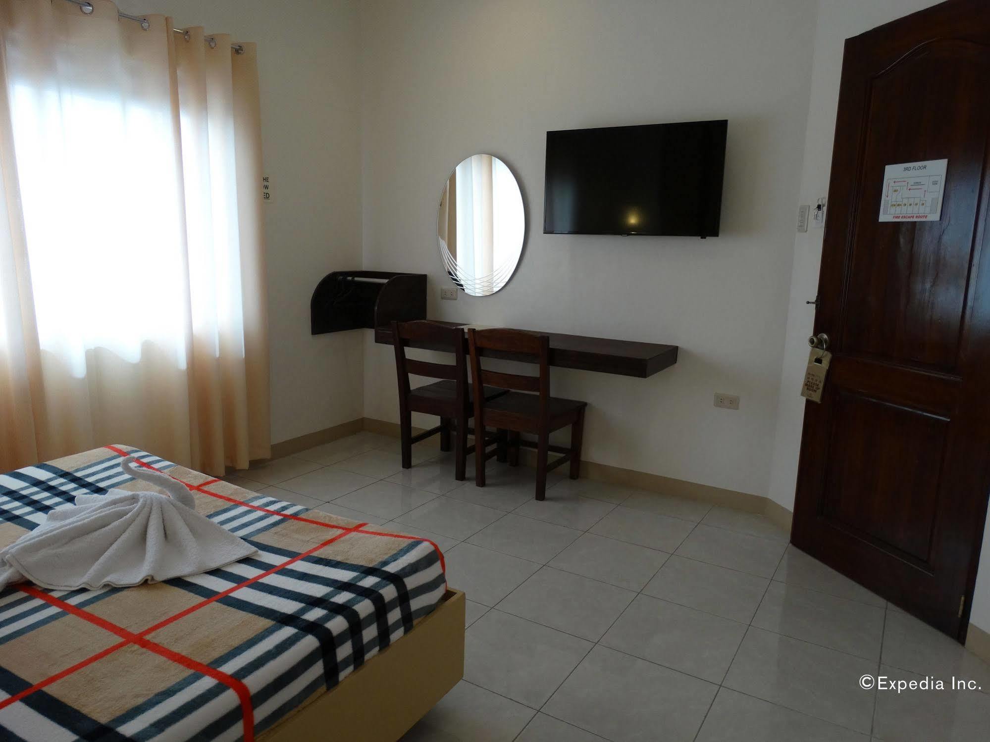 טאגבילראן סיטי Sun Avenue Tourist Inn & Cafe מראה חיצוני תמונה